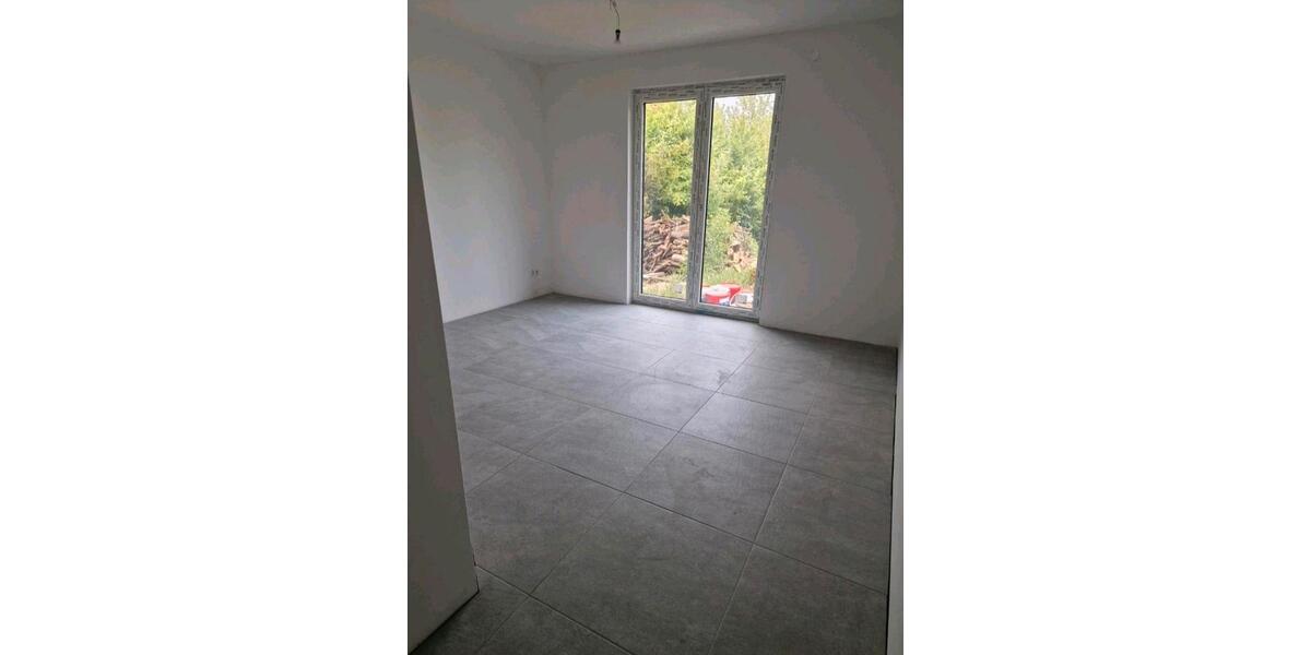 Erdgeschoßwohnung Löhne - 3 Zimmer, 104 m&sup2;, 1.150&euro; | Angebot:26561750