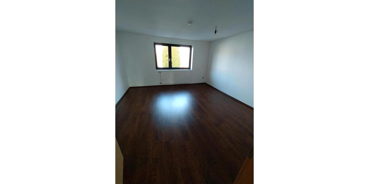 Etagenwohnung Göttingen Elliehausen / Esebeck - 4 Zimmer, 96 m&sup2;, 800&euro; | Angebot:25962447
