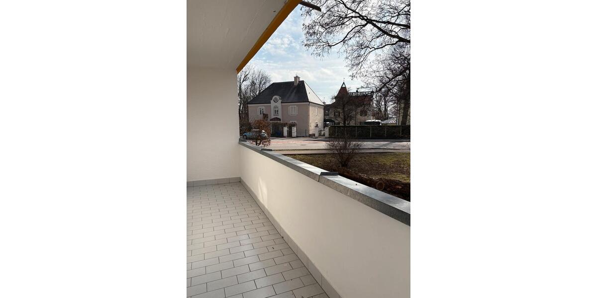 Etagenwohnung Burghausen - 2 Zimmer, 70 m&sup2;, 990&euro; | Angebot:25307819