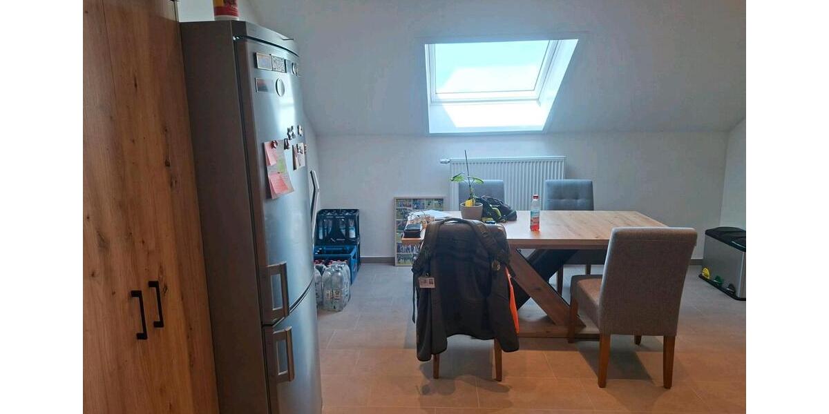 Dachgeschoßwohnung Windorf - 2 Zimmer, 86 m&sup2;, 800&euro; | Angebot:26413608