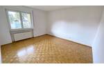 Schöne 3 ZW + EssZimmer mit 35 m² Terrasse in ruhiger Lage