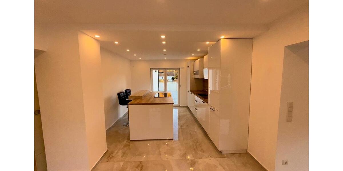 Etagenwohnung Netphen - 3 Zimmer, 120 m&sup2;, 1.400&euro; | Angebot:26339138