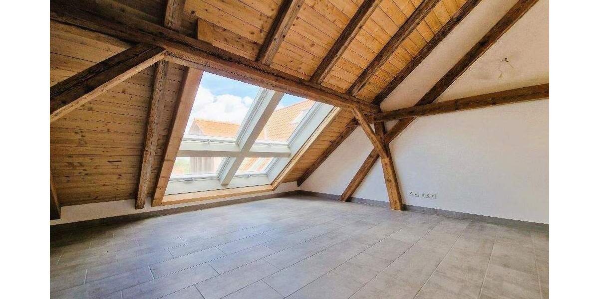 Etagenwohnung Wolfsburg Ehmen - 3 Zimmer, 111 m&sup2;, 1.387&euro; | Angebot:25716279