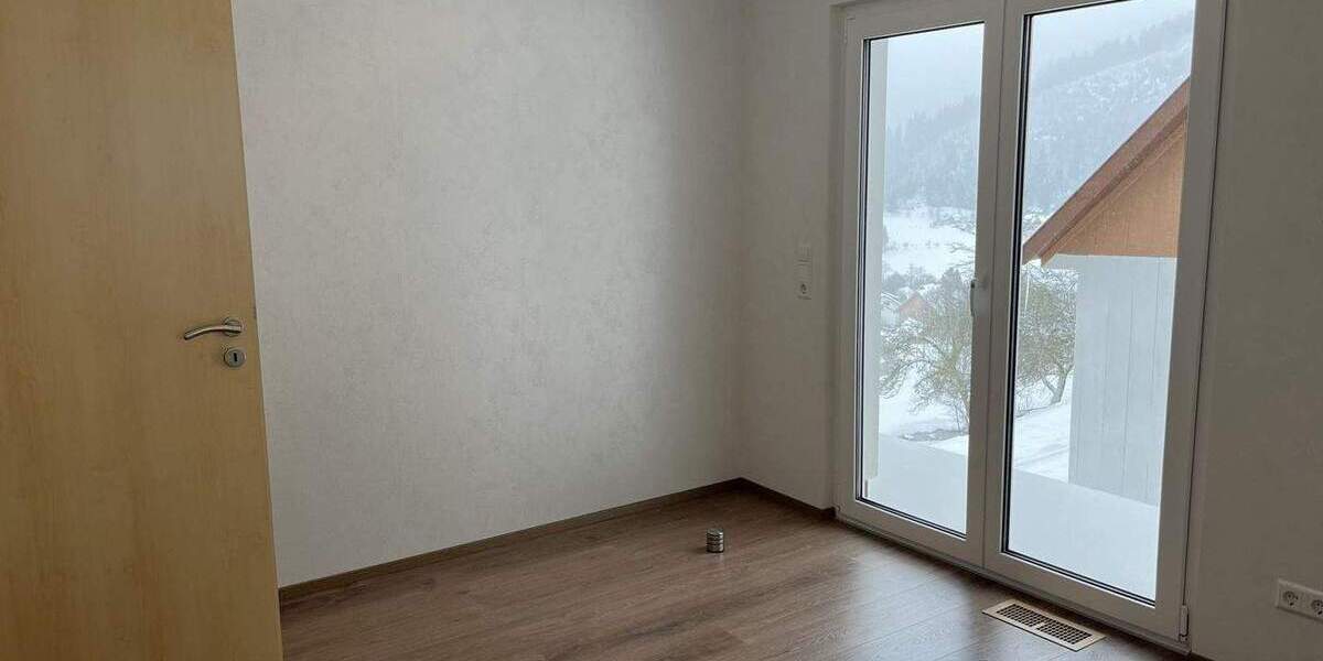 Einfamilienhaus Baiersbronn Obertal - 4 Zimmer, 145 m&sup2;, 1.300&euro; | Angebot:24713360