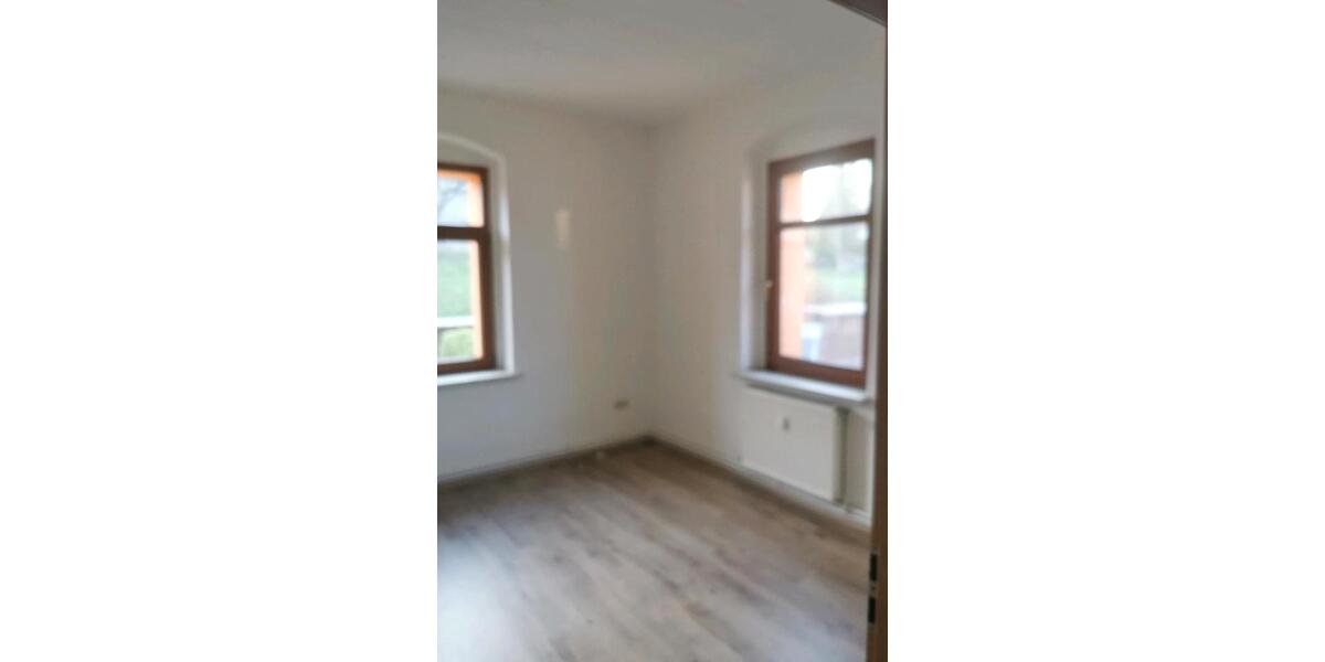 Etagenwohnung Hohenstein-Ernstthal Ernstthal - 4 Zimmer, 79 m&sup2;, 590&euro; | Angebot:26223322