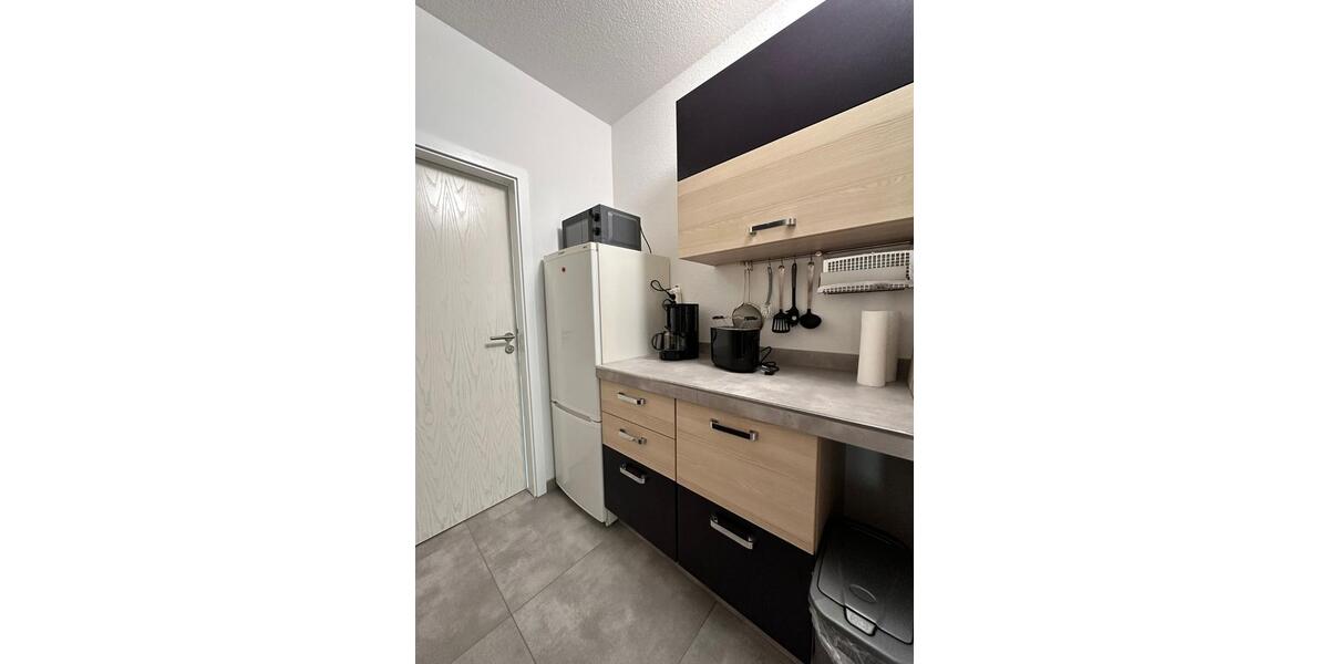 Wohnen auf Zeit Borsdorf - 4 Zimmer, 160 m&sup2;, 25&euro; | Angebot:22953458