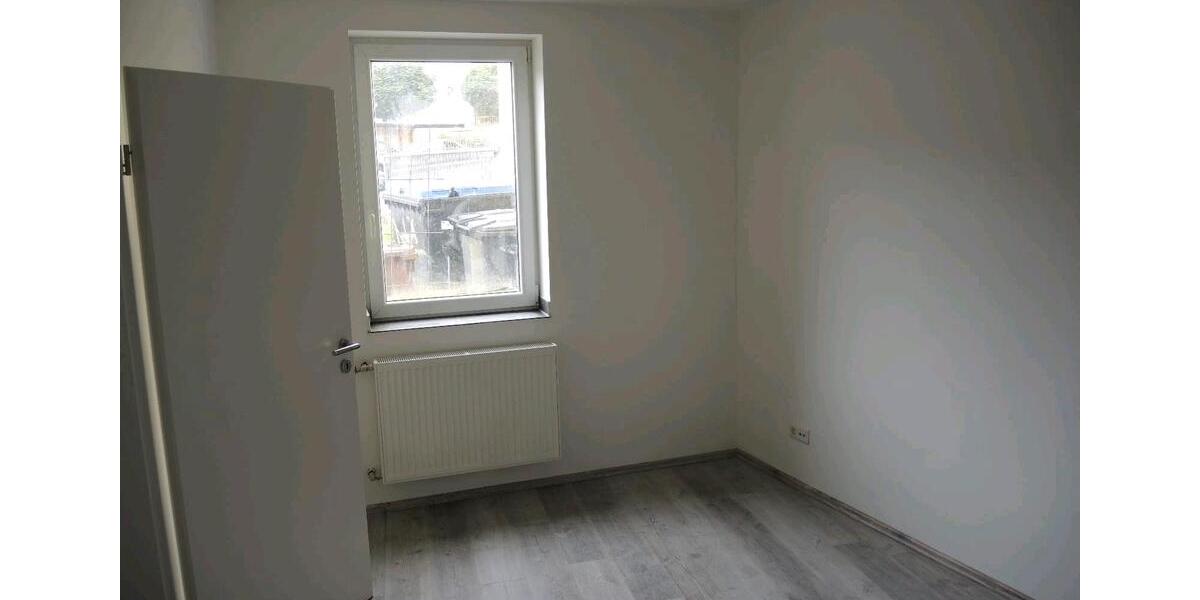 Erdgeschoßwohnung Bergisch Gladbach - 2 Zimmer, 75 m&sup2;, 1.200&euro; | Angebot:24808583