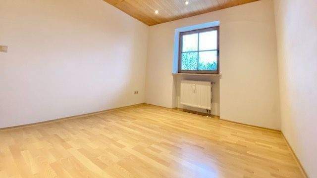 Etagenwohnung Piding Mauthausen - 2 Zimmer, 63 m&sup2;, 650&euro; | Angebot:26188238