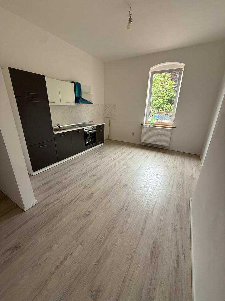 Sanierte 1,5-Zimmer-Wohnung mit Einbauküche