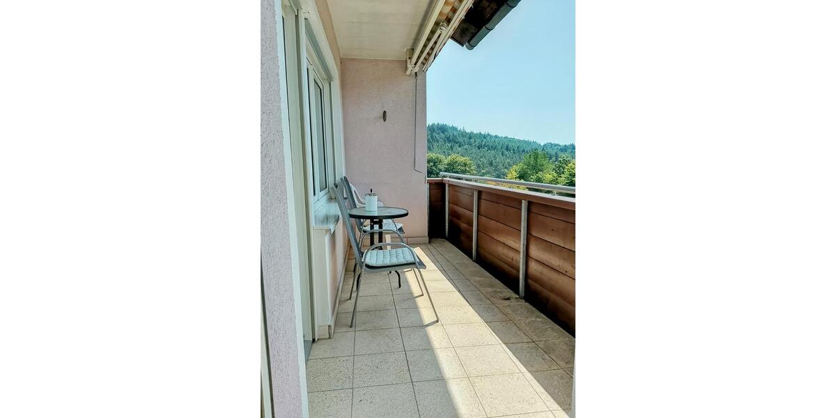 Etagenwohnung Burkardroth - 4 Zimmer, 126 m&sup2;, 60&euro; | Angebot:25636562