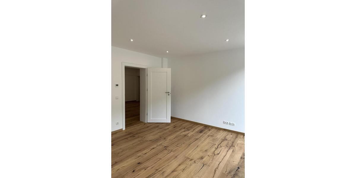 Etagenwohnung Egloffstein - 5 Zimmer, 141 m&sup2;, 1.450&euro; | Angebot:26691314