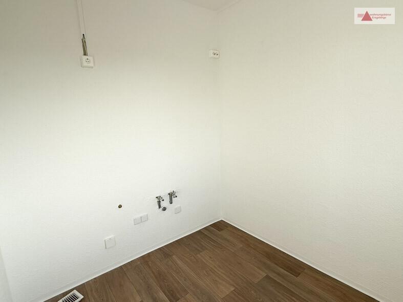 Etagenwohnung Annaberg-Buchholz Buchholz - 4 Zimmer, 79 m&sup2;, 477&euro; | Angebot:24673874