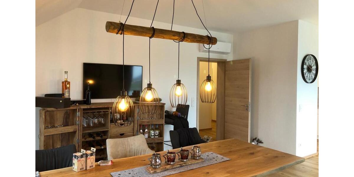 Dachgeschoßwohnung Altötting - 3 Zimmer, 100 m&sup2;, 1.200&euro; | Angebot:24477723