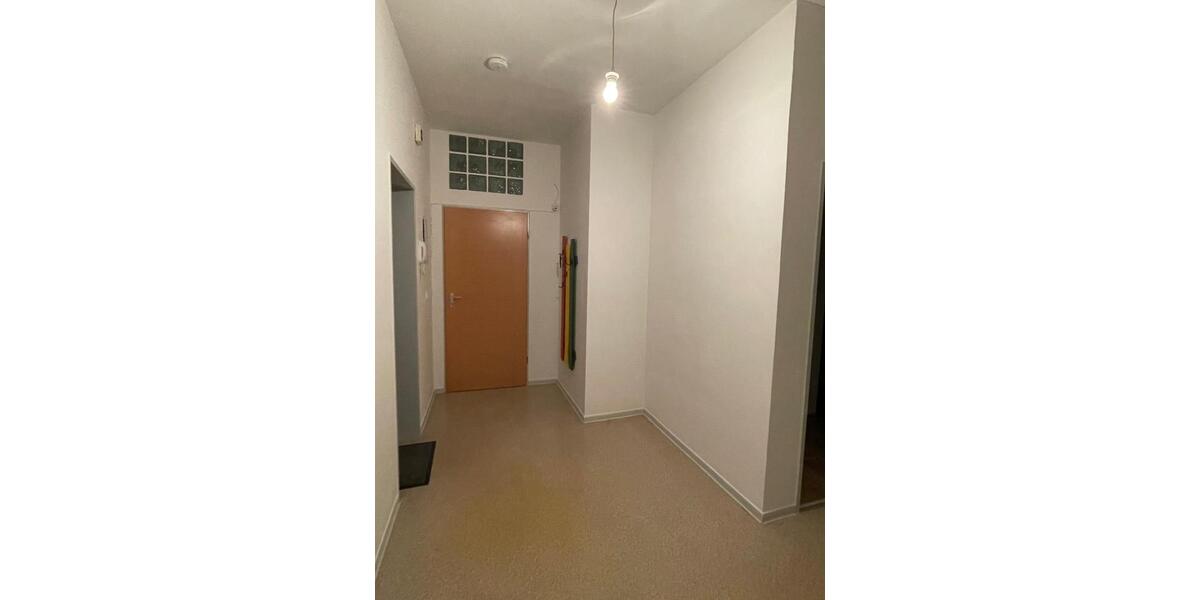 Erdgeschoßwohnung Wunsiedel - 4 Zimmer, 100 m&sup2;, 650&euro; | Angebot:26598270
