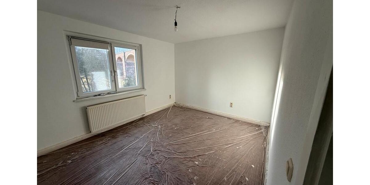 Etagenwohnung Geithain - 1 Zimmer, 71 m&sup2;, 351&euro; | Angebot:25570331