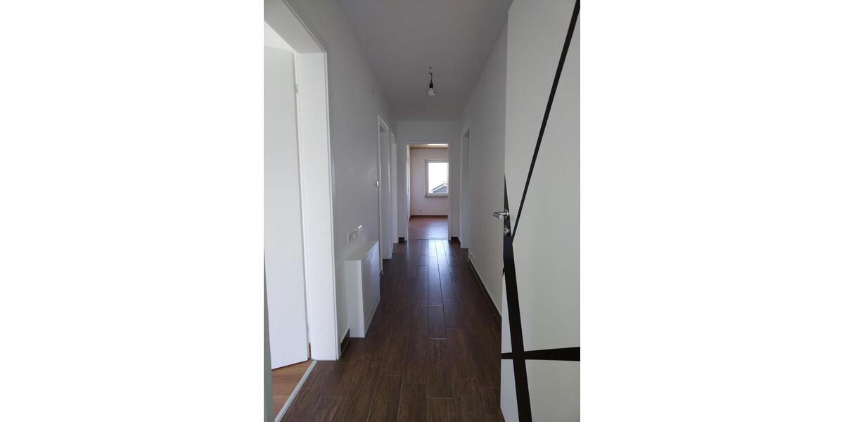 Etagenwohnung Uhingen - 4 Zimmer, 80 m&sup2;, 1.000&euro; | Angebot:26462087