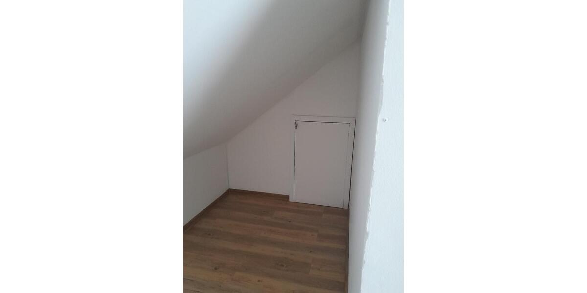 Dachgeschoßwohnung Martfeld - 3 Zimmer, 100 m&sup2;, 650&euro; | Angebot:26232176