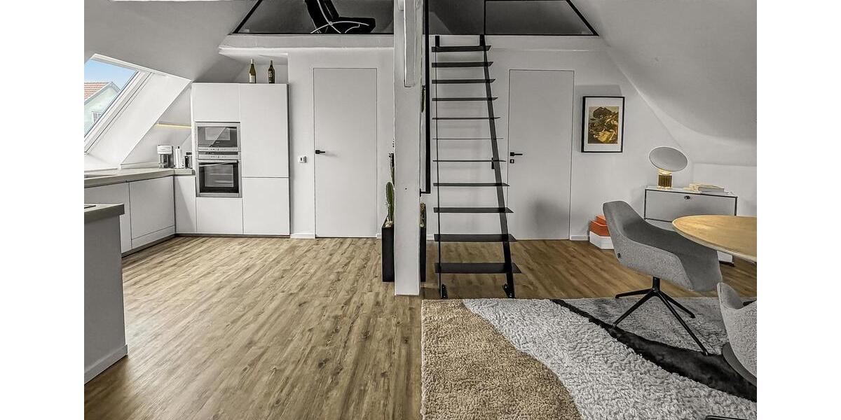 Dachgeschoßwohnung Lemgo - 2 Zimmer, 85 m&sup2;, 1.200&euro; | Angebot:26579037