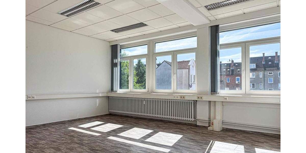 Gewerbeobjekt Kiel Exerzierplatz - 9 Zimmer, 245 m&sup2;, 3.400&euro; | Angebot:25666595