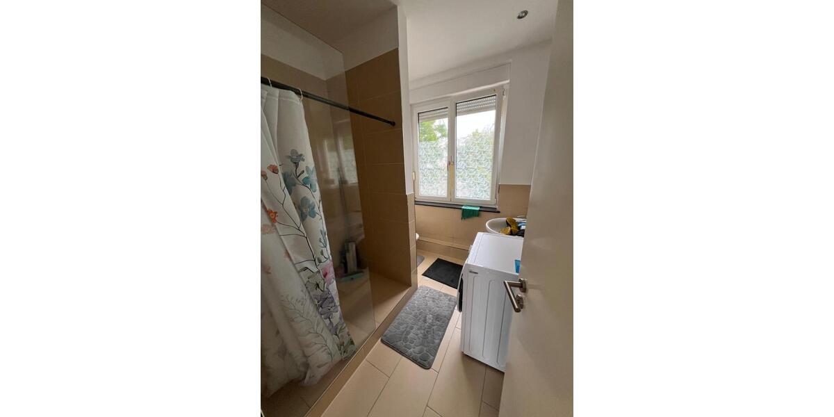 Möblierte 33 m² Wohnung mit Balkon & Aufzug – (nähe Frankfurt) 1 zimmer