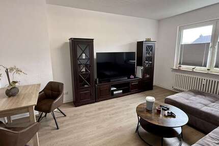 Wohnung Oberhausen Schmachtendorf - 2 Zimmer, 55 m&sup2;, 400&euro; | Angebot:26193834