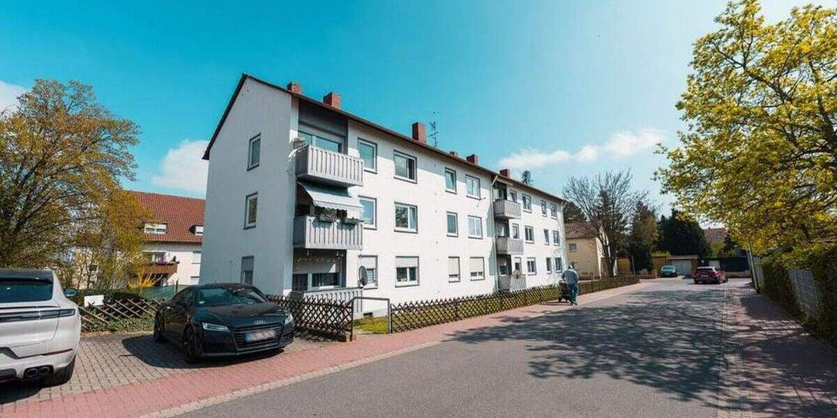Charmante 3-Zimmer-Wohnung mit Balkon in Eisenberg - 72 m², ideal geschnitten & mit großem Potenzial 3 zimmer