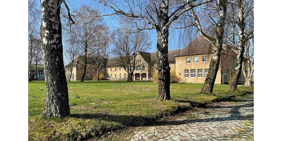 Maisonettenwohnung Penzlin - 4 Zimmer, 132 m&sup2;, 1.200&euro; | Angebot:26610911