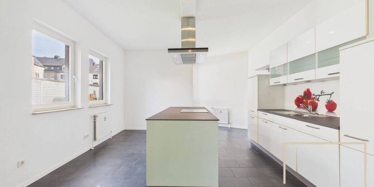 Etagenwohnung Trier Innenstadt - 2 Zimmer, 78 m&sup2;, 960&euro; | Angebot:26695123