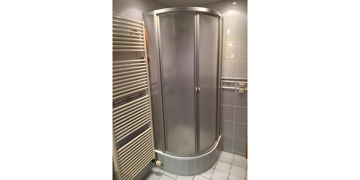 Dachgeschoßwohnung Schkopau - 3 Zimmer, 78 m&sup2;, 540&euro; | Angebot:24727098