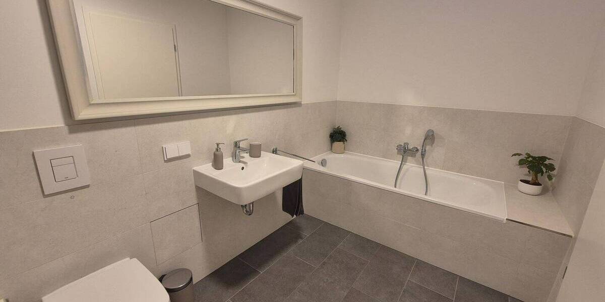 Etagenwohnung Bestensee - 3 Zimmer, 86 m&sup2;, 1.295&euro; | Angebot:26695341