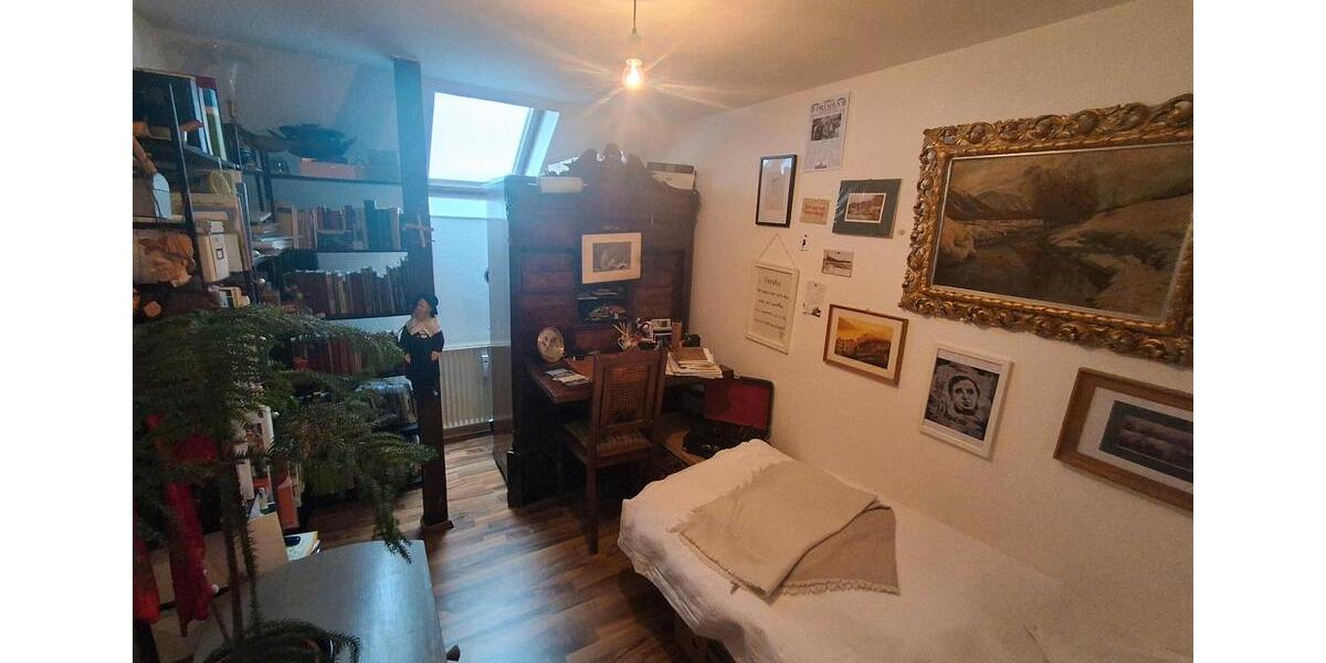 Dachgeschoßwohnung Annaberg-Buchholz Buchholz - 3 Zimmer, 65 m&sup2;, 320&euro; | Angebot:26368853