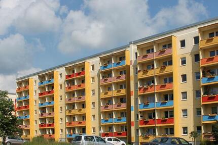 2-Raum-Wohnung in grüner Lage mit Balkon zimmer