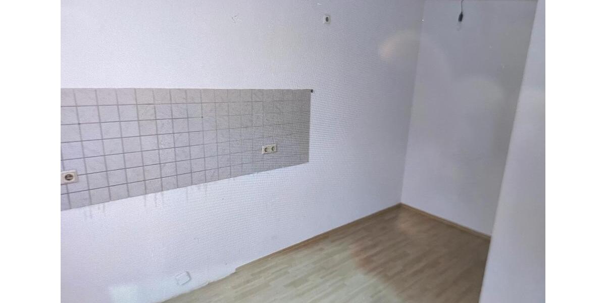 Dachgeschoßwohnung Sondershausen - 1 Zimmer, 90 m&sup2;, 600&euro; | Angebot:25550355