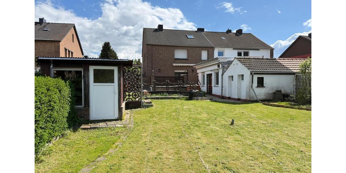 Doppelhaushälfte Alsdorf - 6 Zimmer, 180 m&sup2;, 1.550&euro; | Angebot:26241547