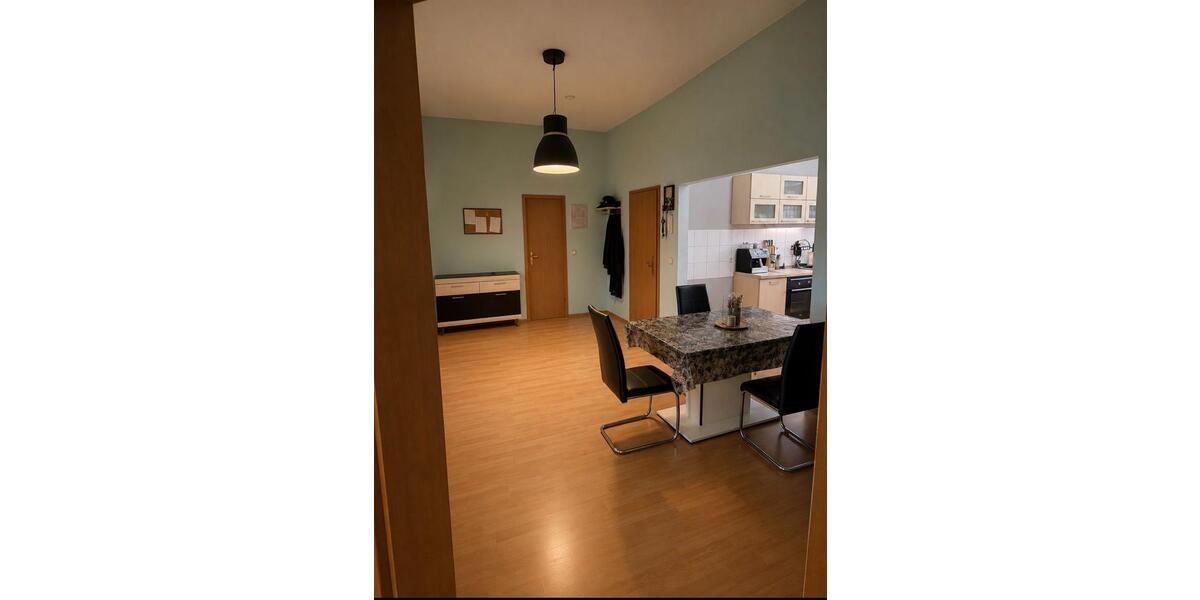 Etagenwohnung Schönebeck (Elbe) - 3 Zimmer, 85 m&sup2;, 820&euro; | Angebot:26497657