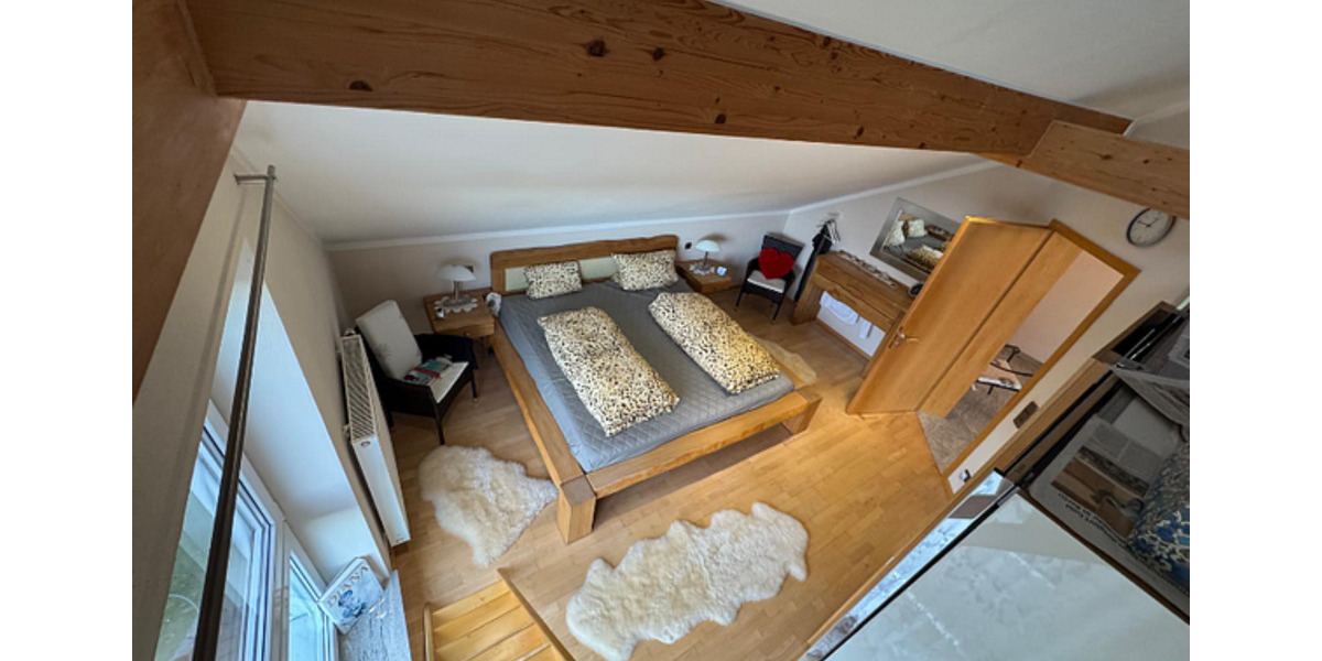 Etagenwohnung Amberg - 5 Zimmer, 205 m&sup2;, 1.850&euro; | Angebot:25306475