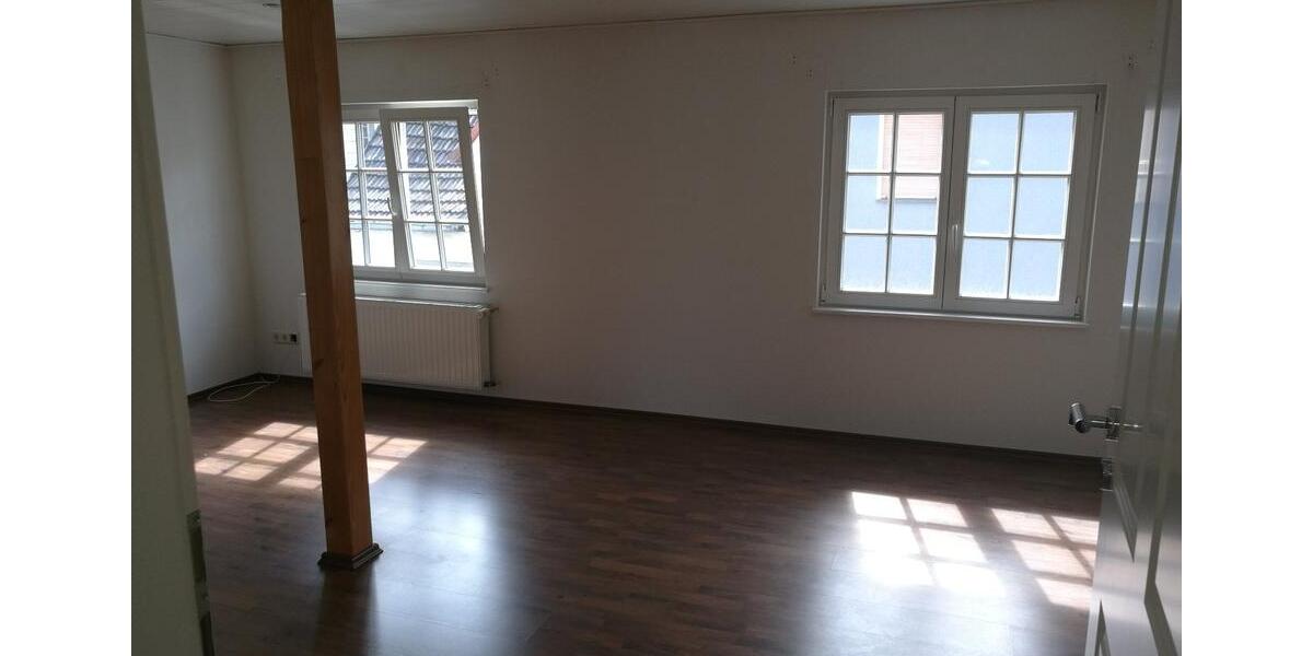 Etagenwohnung Niederzissen - 4 Zimmer, 100 m&sup2;, 850&euro; | Angebot:24804897