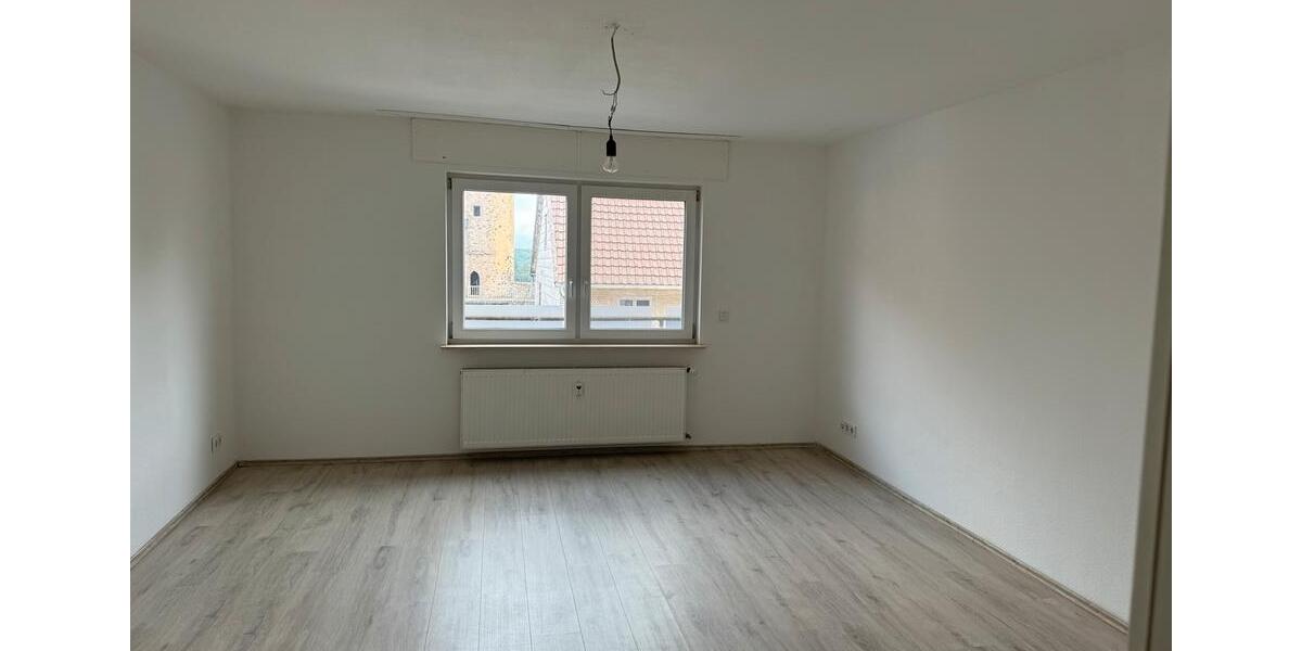 Erdgeschoßwohnung Wölfersheim - 3 Zimmer, 85 m&sup2;, 830&euro; | Angebot:26323389