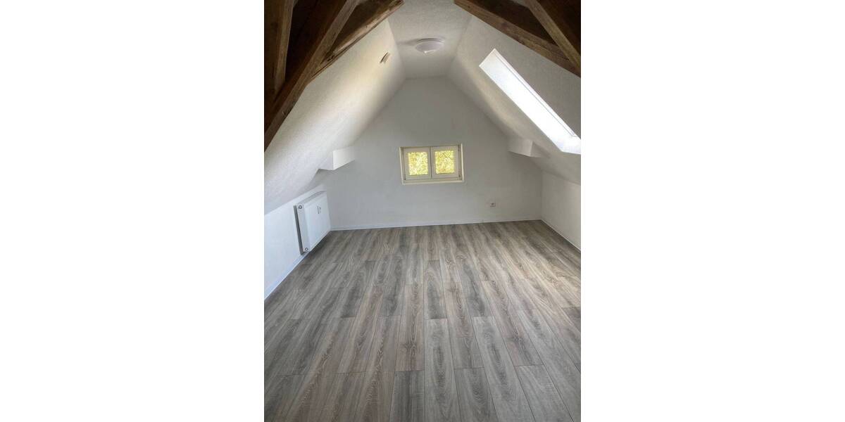 Etagenwohnung Villingen-Schwenningen Rietheim - 3 Zimmer, 92 m&sup2;, 980&euro; | Angebot:25938105