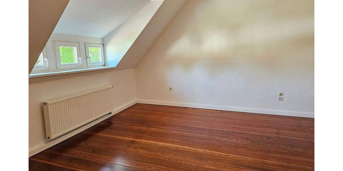 Mehrfamilienhaus, Wohnhaus Torgau - 8 Zimmer, 715 m&sup2;, 4.000&euro; | Angebot:25736593