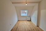 Etagenwohnung Leonberg - 4 Zimmer, 75 m&sup2;, 1.200&euro; | Angebot:26496497