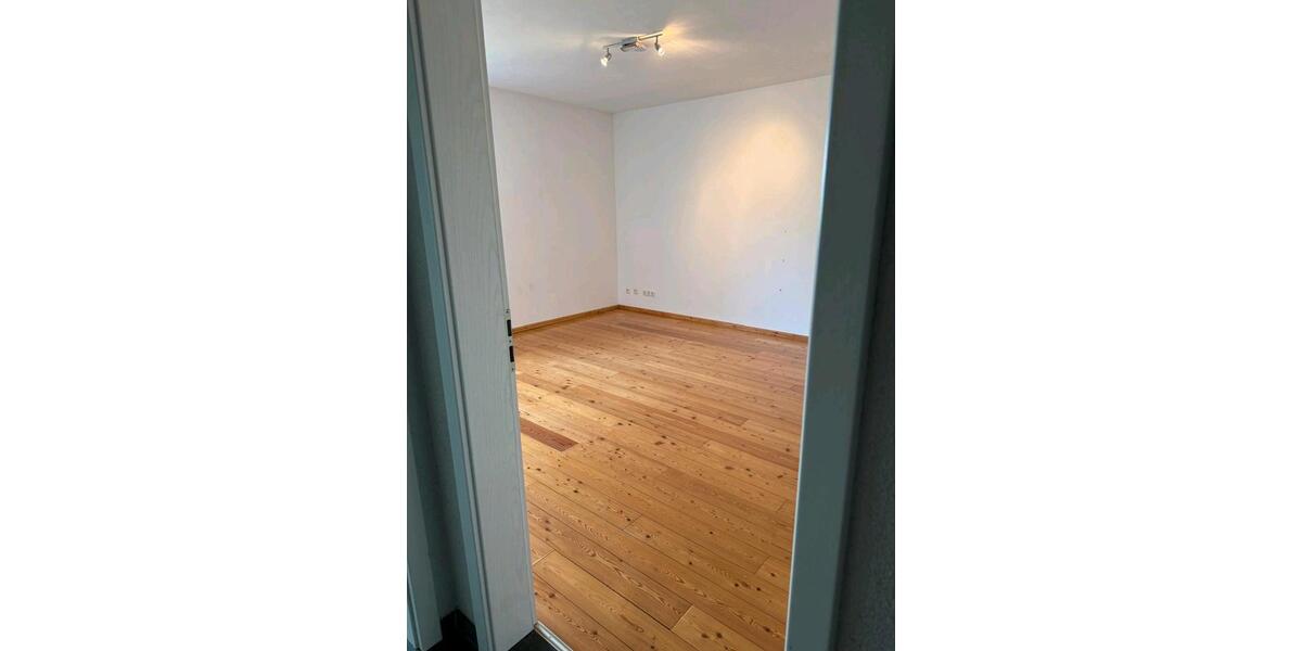 Etagenwohnung Aldenhoven - 3 Zimmer, 120 m&sup2;, 1.100&euro; | Angebot:25824083