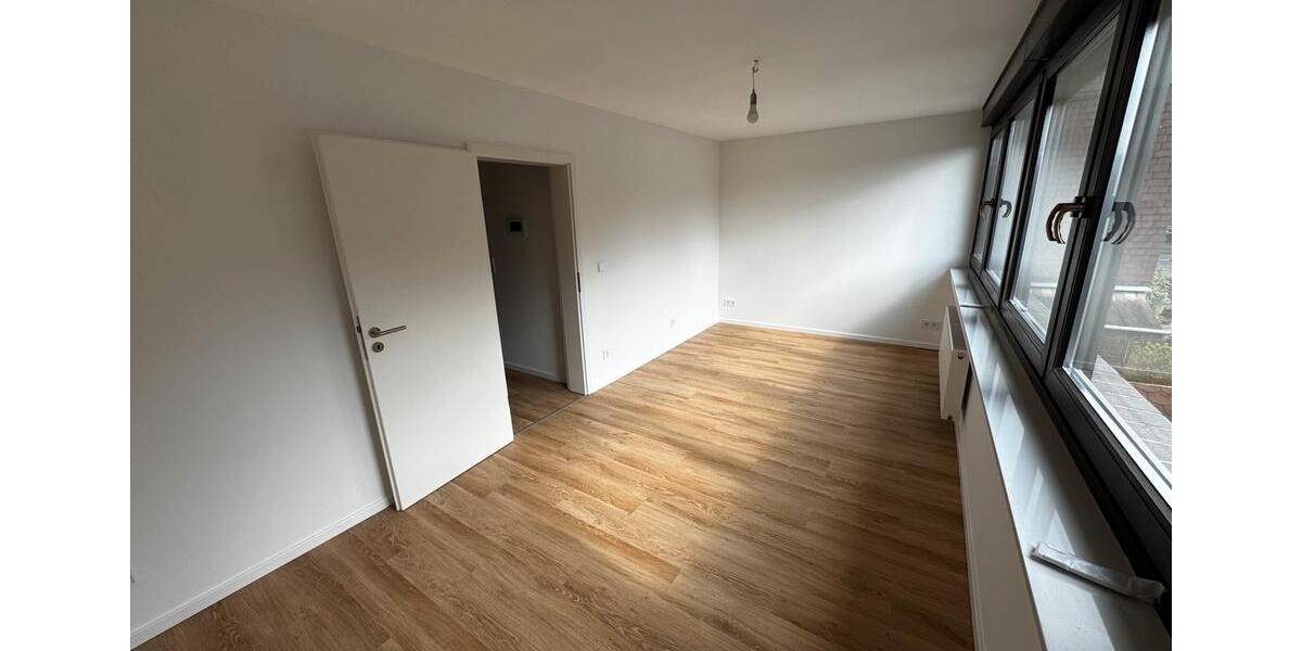 Reihenhaus Lohmar - 6 Zimmer, 170 m&sup2;, 2.350&euro; | Angebot:26345389