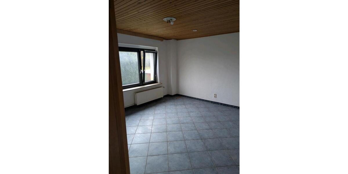 Etagenwohnung Bönningstedt - 2 Zimmer, 95 m&sup2;, 1.250&euro; | Angebot:24535936