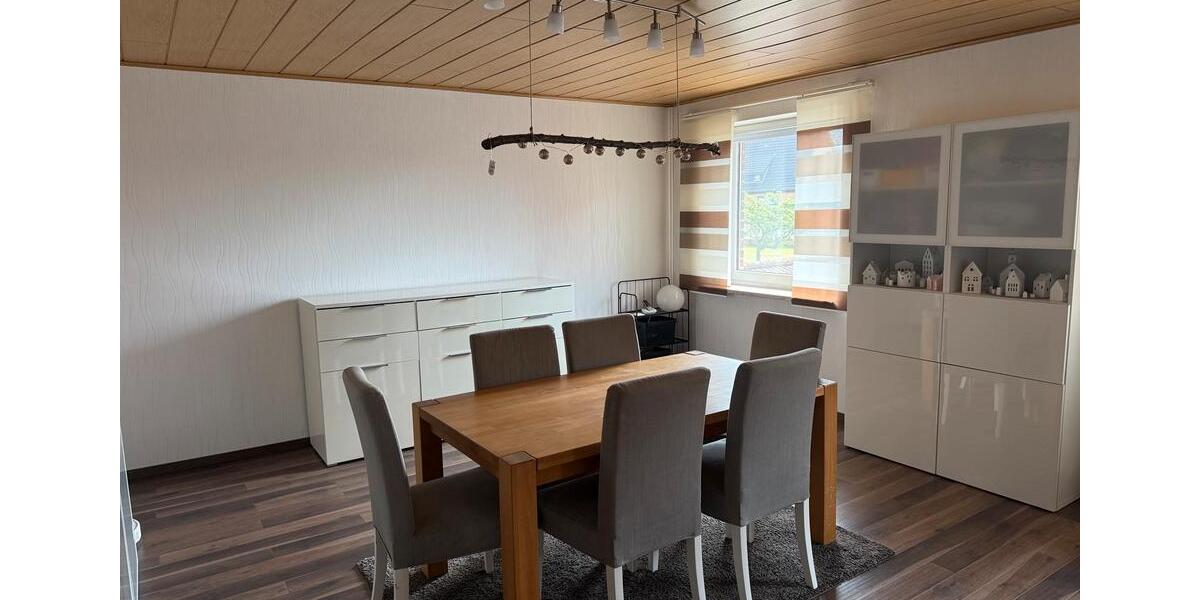 Etagenwohnung Wolfsburg Ehmen - 3 Zimmer, 95 m&sup2;, 730&euro; | Angebot:26702133
