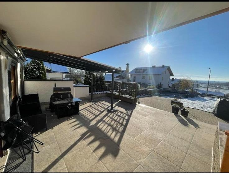 Etagenwohnung Ampfing - 2 Zimmer, 77 m&sup2;, 1.150&euro; | Angebot:25598864