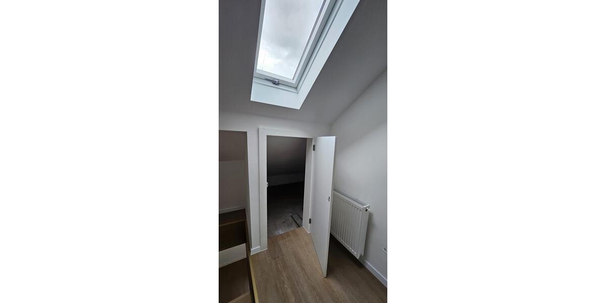 Etagenwohnung Hagenbach - 3 Zimmer, 110 m&sup2;, 1.550&euro; | Angebot:26621589