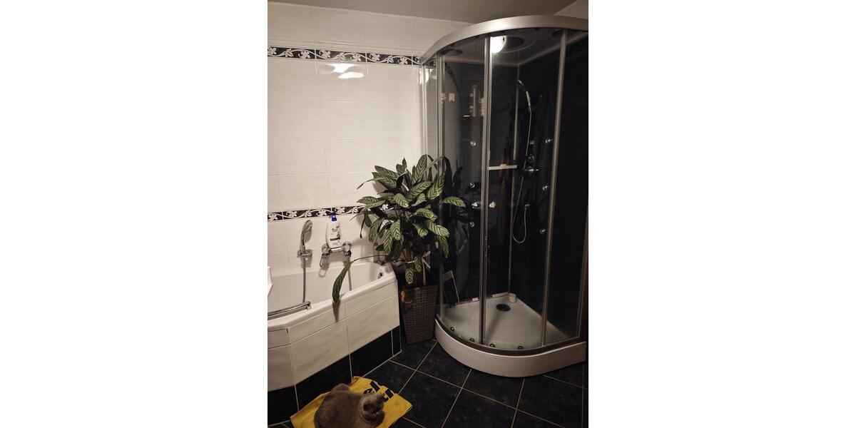 Etagenwohnung Schortens - 3 Zimmer, 84 m&sup2;, 660&euro; | Angebot:26383590
