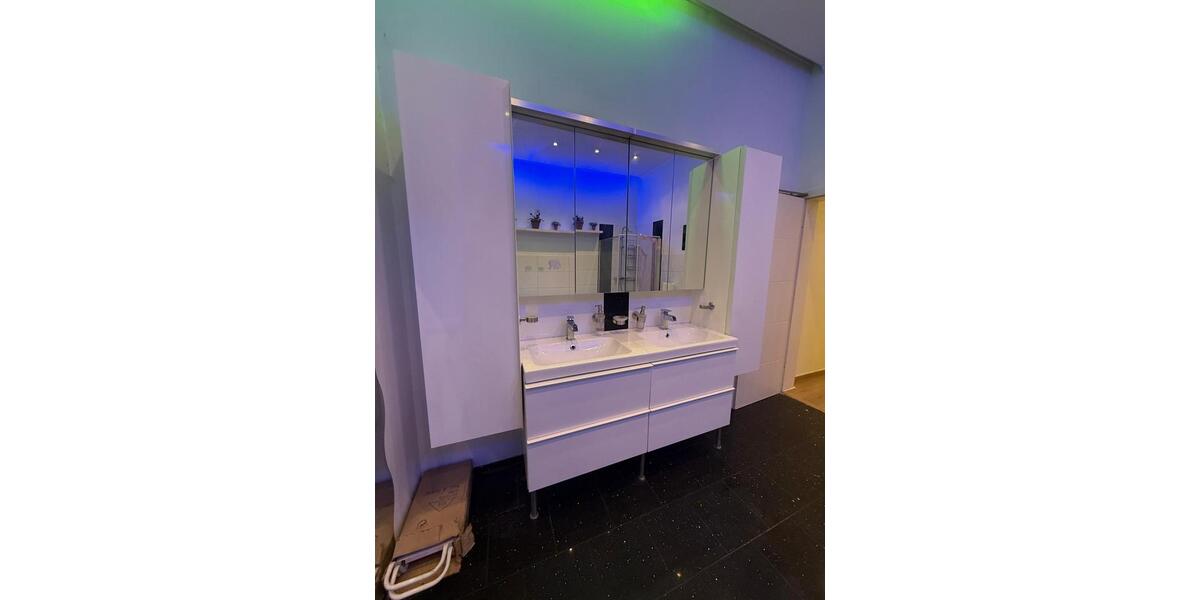 Erdgeschoßwohnung Düsseldorf Oberbilk - 4 Zimmer, 98 m&sup2;, 1.500&euro; | Angebot:25195448