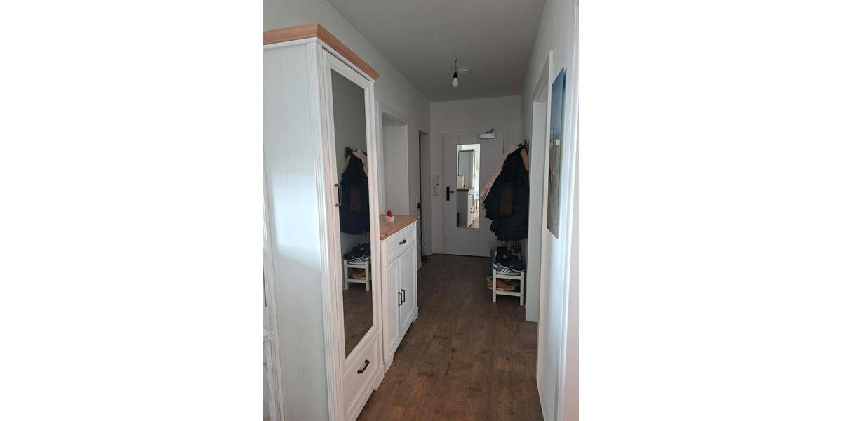 Etagenwohnung Kiel Gaarden-Ost - 2 Zimmer, 65 m&sup2;, 680&euro; | Angebot:26577728